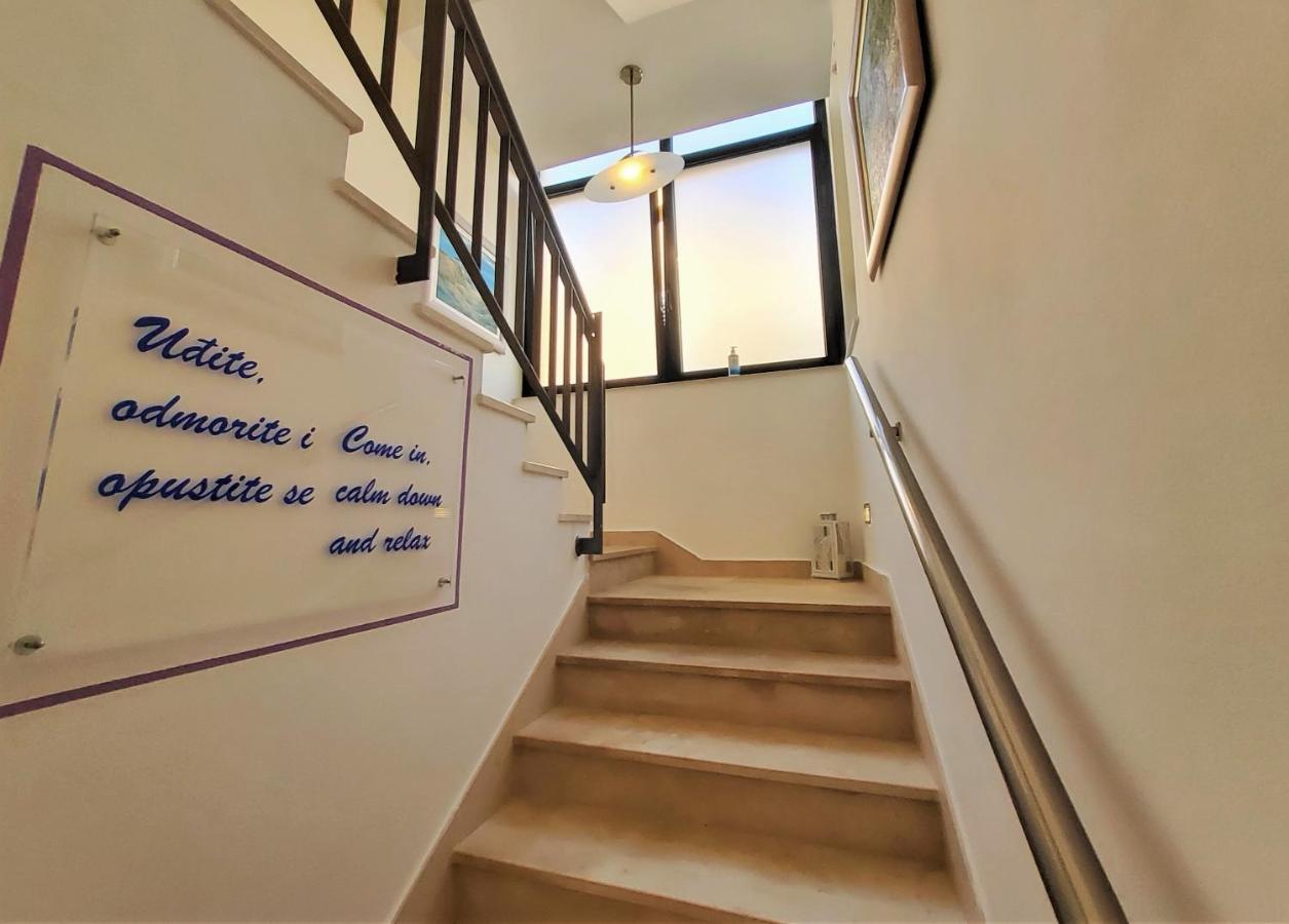טוראני Apartments Petra I Karlo מראה חיצוני תמונה