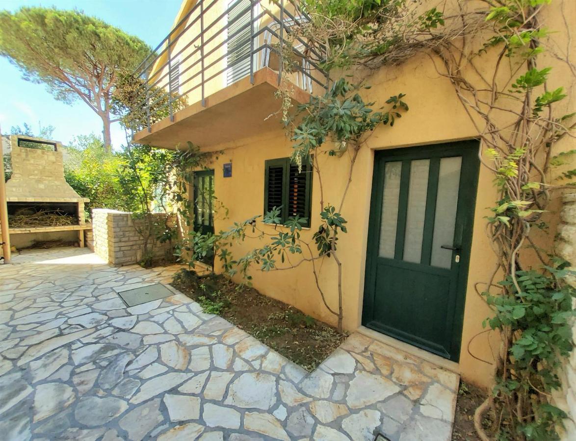 טוראני Apartments Petra I Karlo מראה חיצוני תמונה